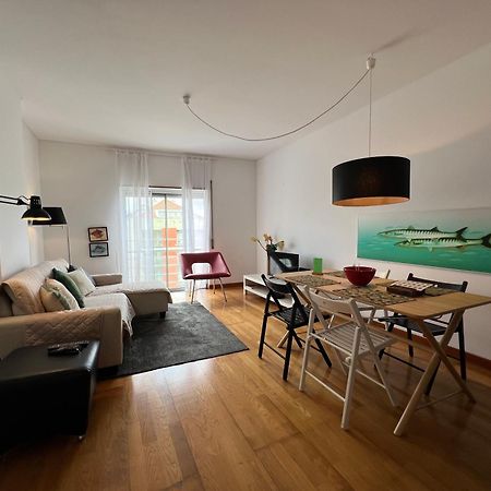 Apartamento Do Atlantico ปอนตาเดลกาดา ภายนอก รูปภาพ